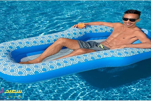 انواع تشک بادی روی آب