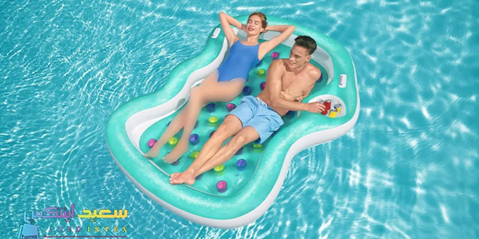 تشک بادی دو نفره روی آب