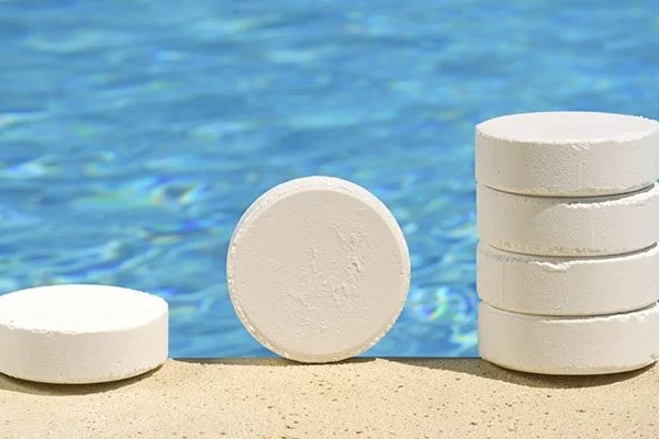 قرص کلر و نکات لازم جهت مصرف در استخر